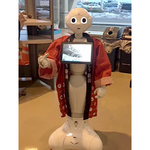 国際線旅客の皆様をロボットの「Ｐepper」君がお出迎えいたします！